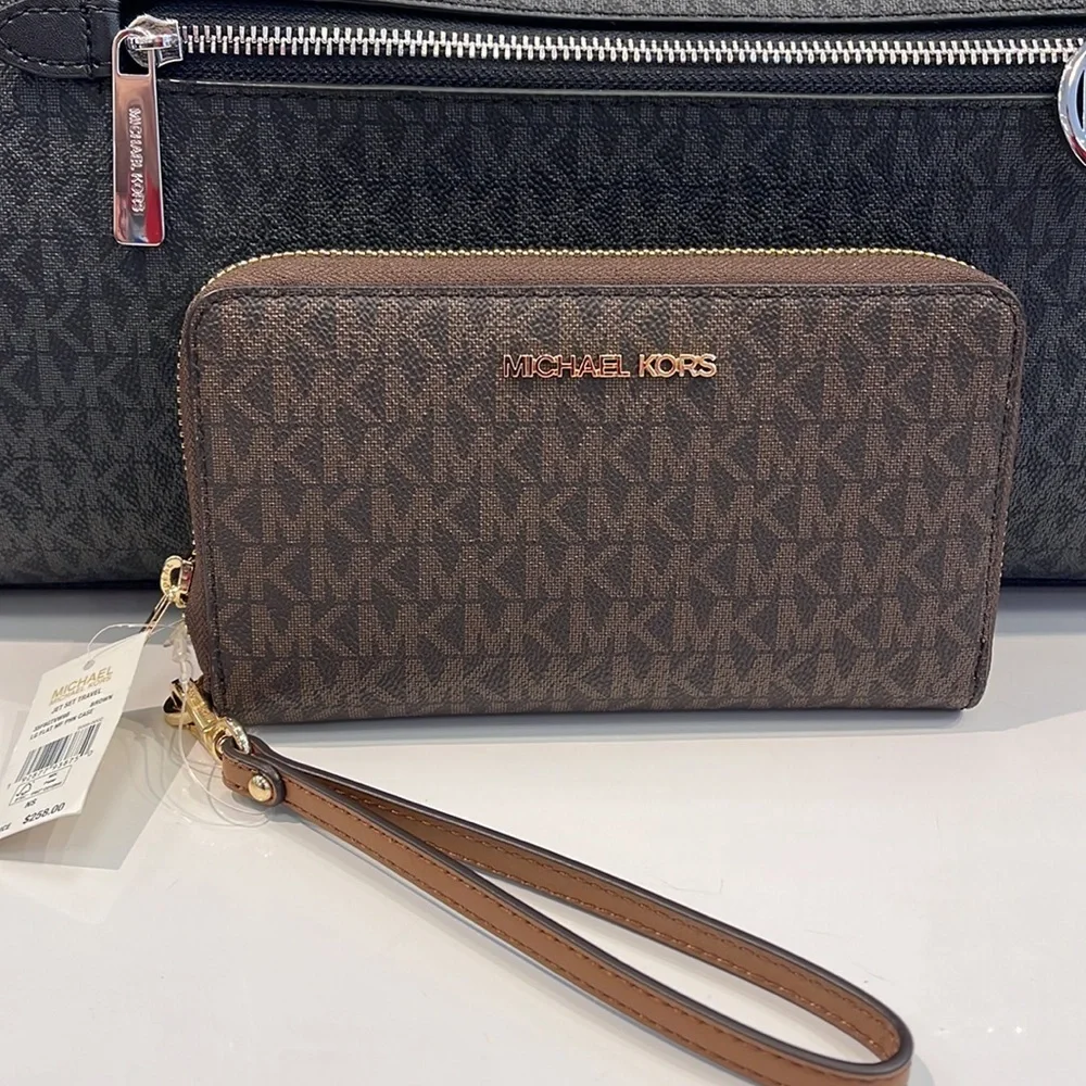 Michael Kors MK Signature Large Flat Multi-Function Phone Case Wallet Wristlet